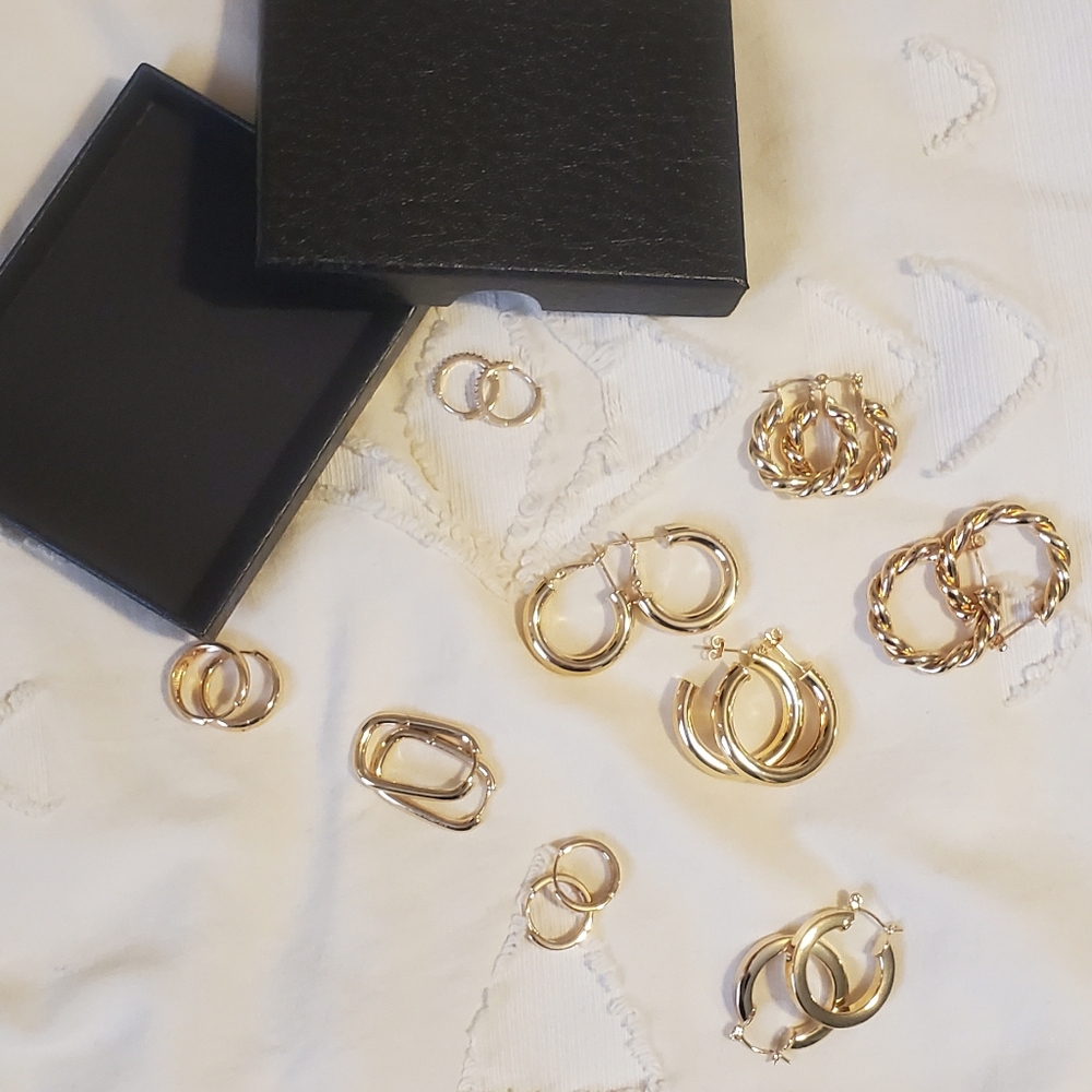 Gold Tone Hoop Earrings Set